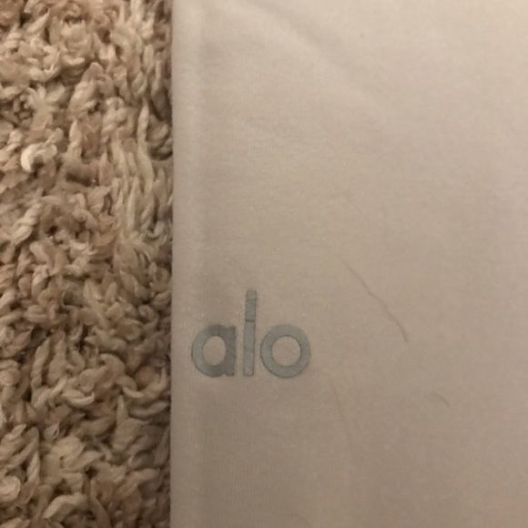 Alo Leggings - Picture 3 of 3